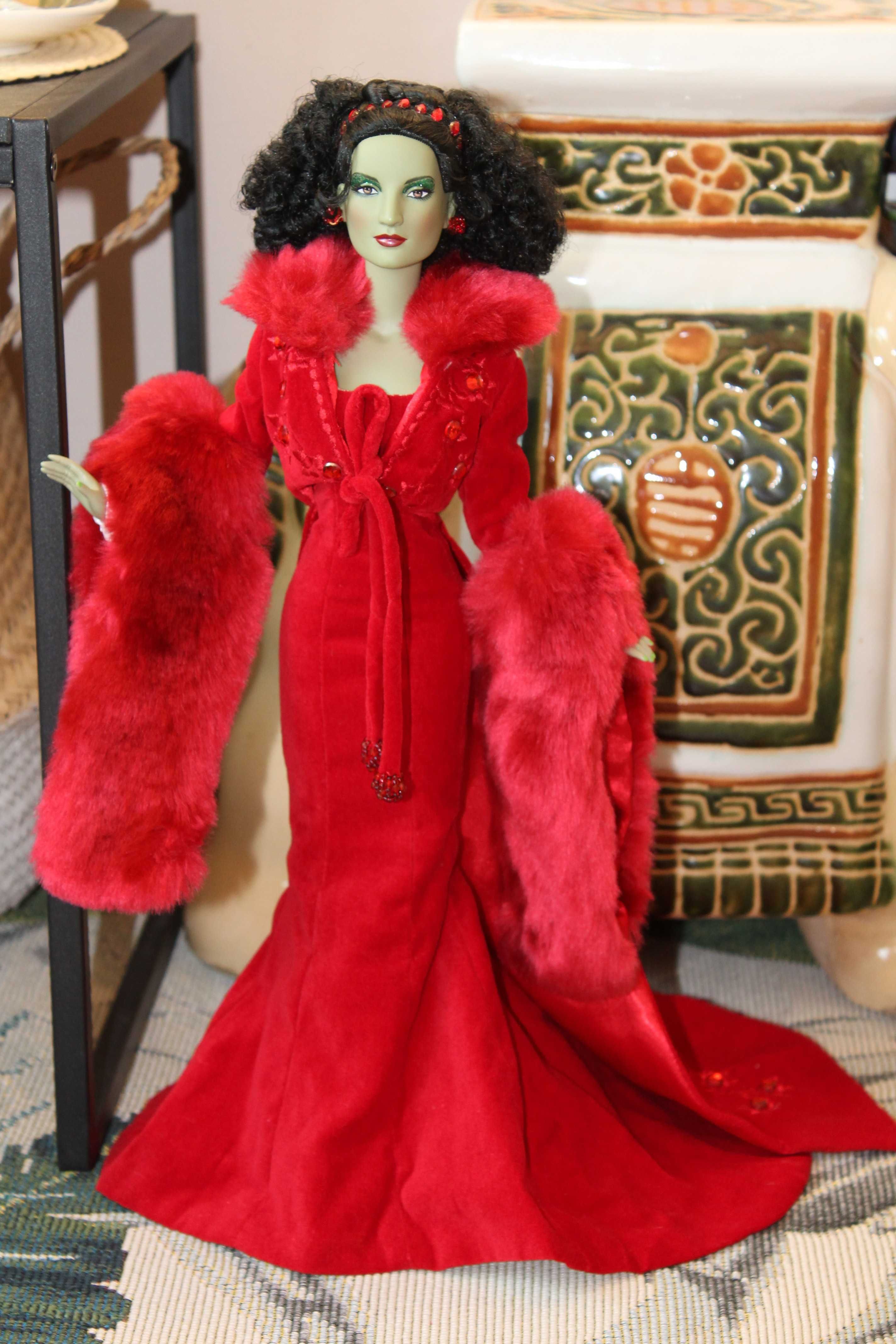 Tonner lalka Crimson Castle Holidays Wizard of Oz