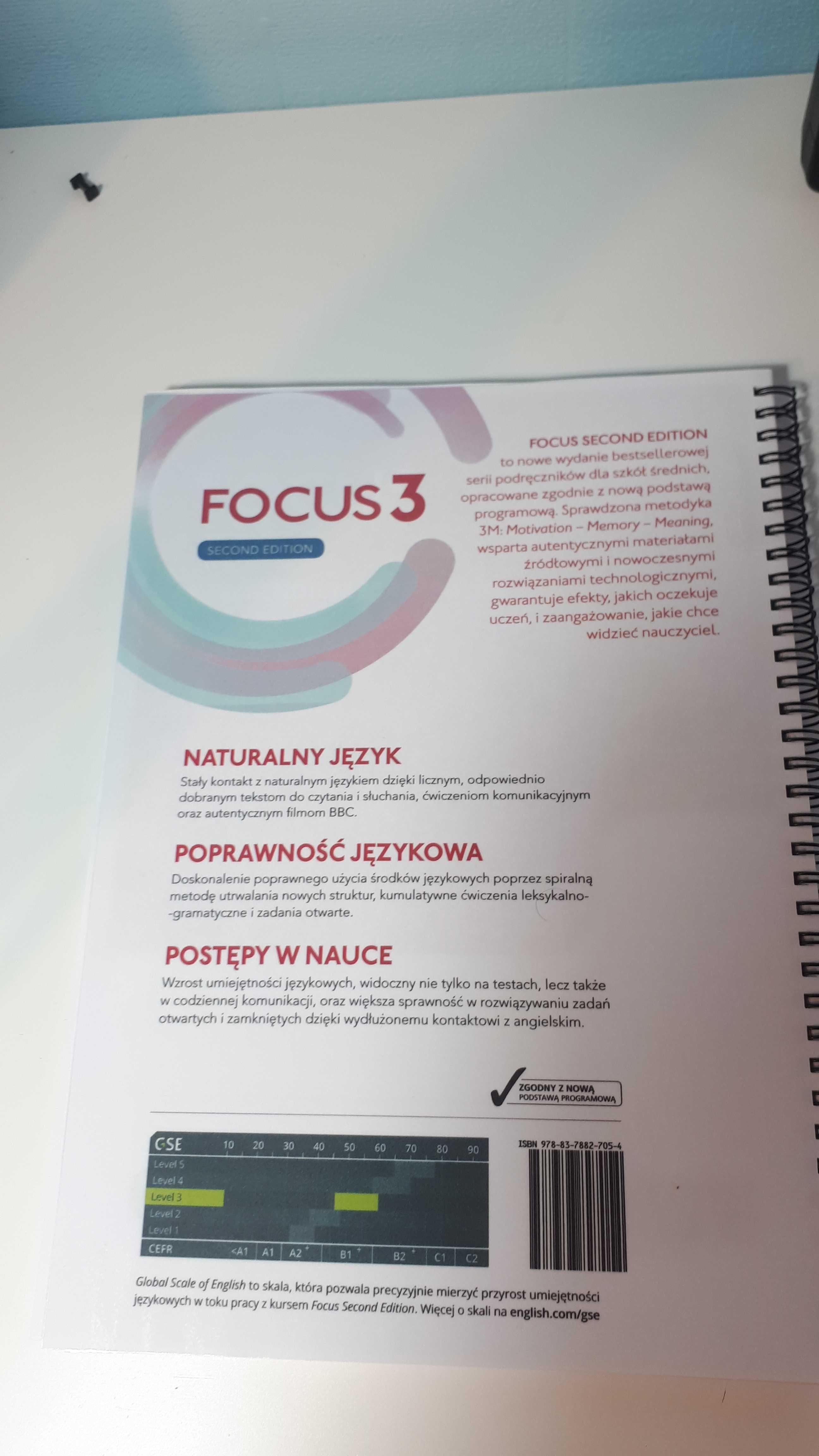 Sprzedam Focus 3 książka i zeszyt do ćwiczeń(((