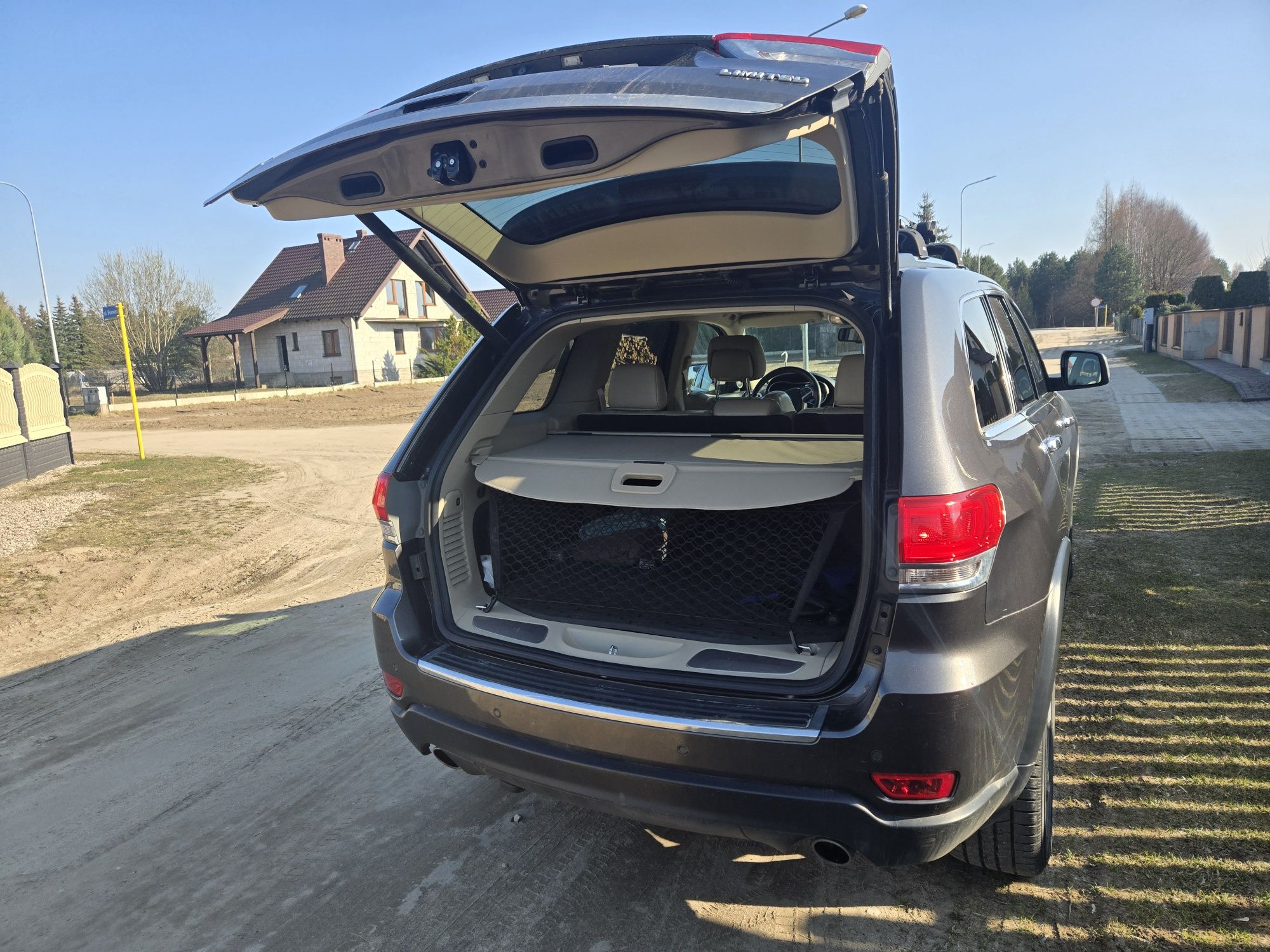 Jeep Grand Cherokee 2013 Polski salon bagażnik Thule