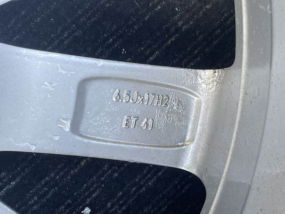 Диски Volkswagen R-17 ET41 6.5J 5x112 Dia 57.1