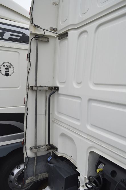 Спойлер комплект кабіни боковий і верхній DAF XF 105  евро 6