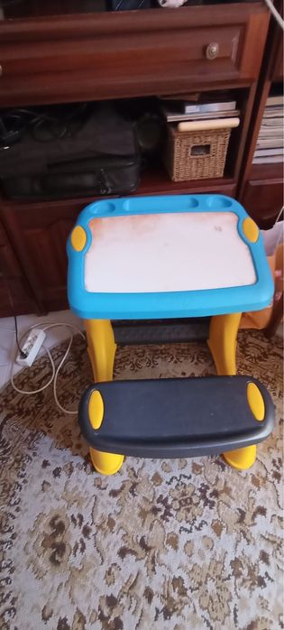 Mesinha para Actividades