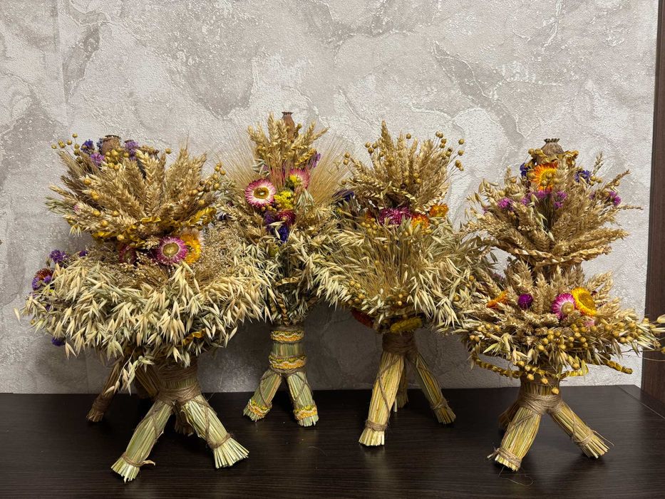 Дідух різдвяний із сухоцвітів та злаків 48 см