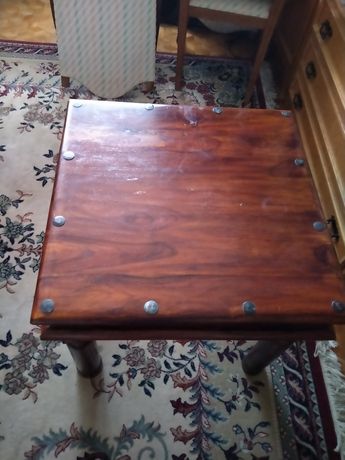 Stary Indyjski stolik