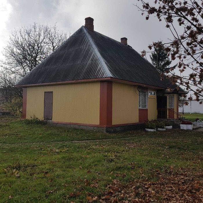 Магазин в селі Уховецьк