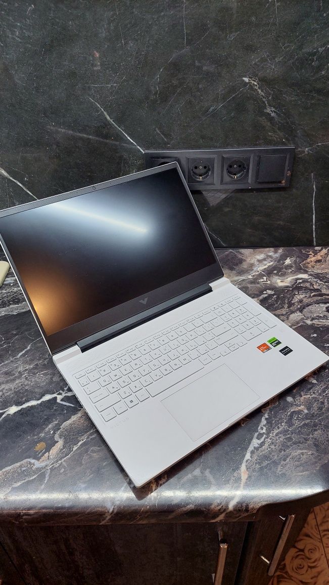 Ігровий Hp/Rtx4050 6g /Ryzen5 6 ядер/ноутбук игровой Victus 16.1/DDR5
