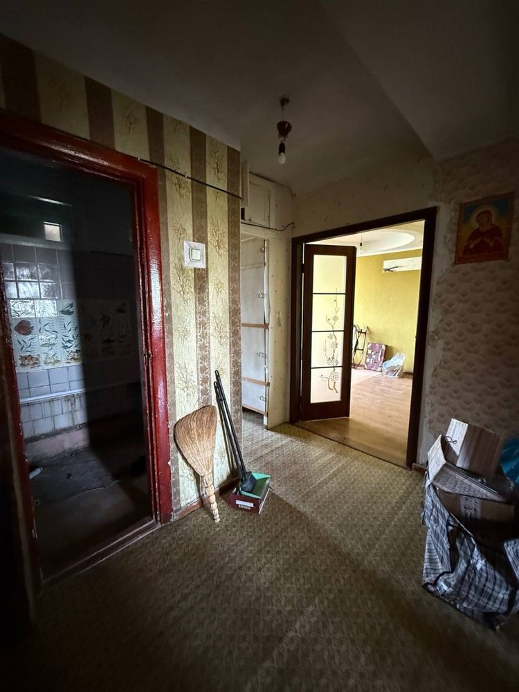 Продам трешку киевку