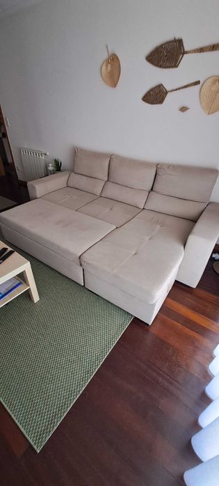 Sofá cama com chaise longe