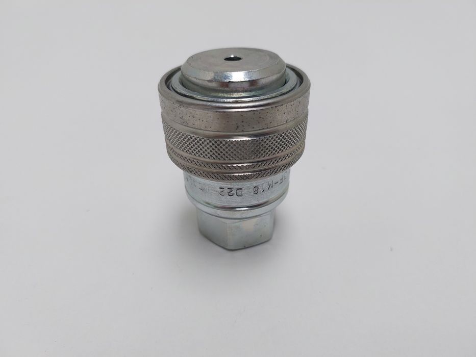 Gniazdo hamulca hydraulicznego 18x1,5 wtyk HTS