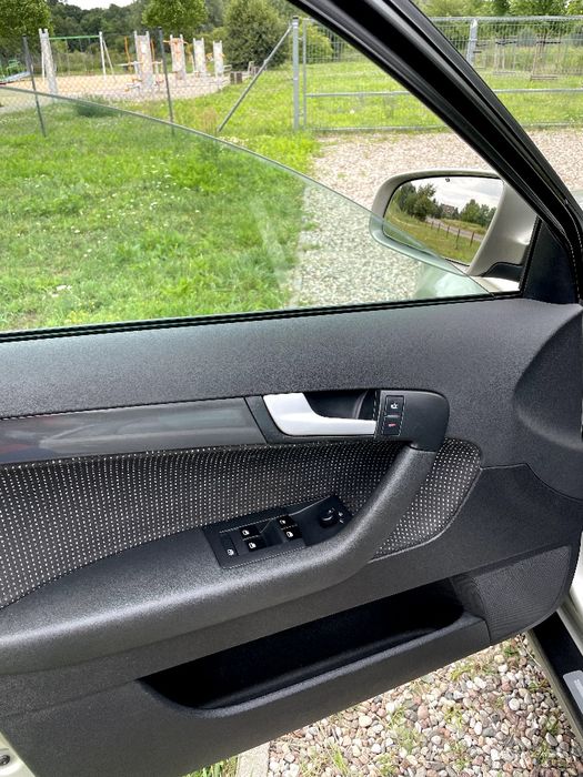 Audi a3 8p sportback  2005 r 2.0 tdi 140 km bkd