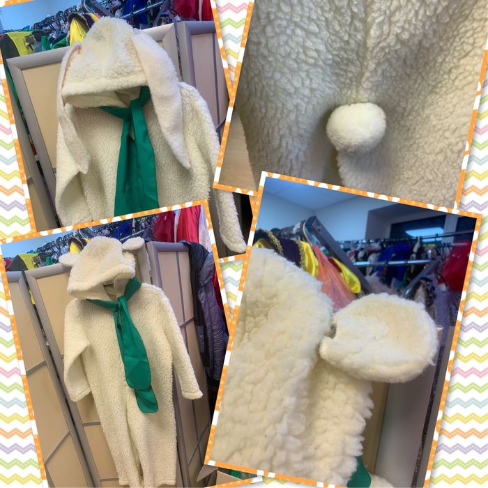 Продам карнавальні костюми