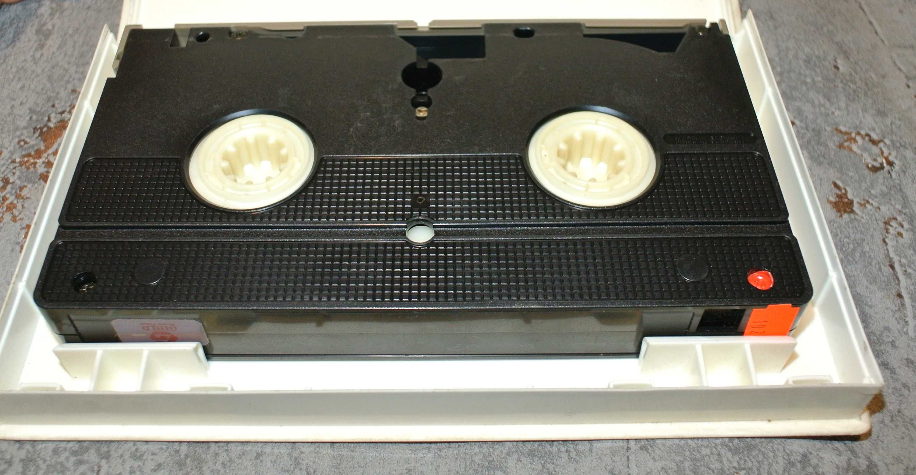 Saigon - kaseta VHS