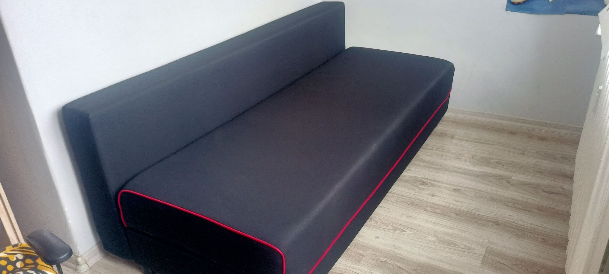 Sofa młodzieżowa rozkładana
