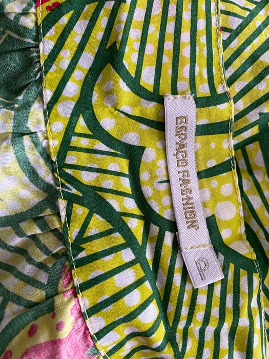 Saia florida Espaço Fashion