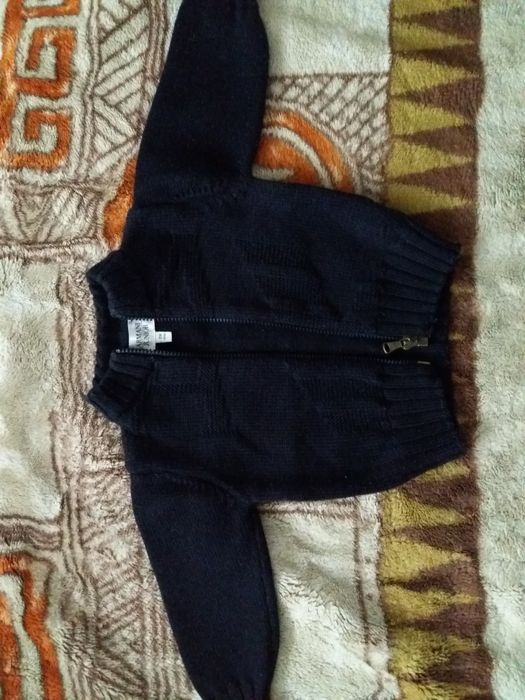 Sweterek chłopięcy 74-80 Armani Junior