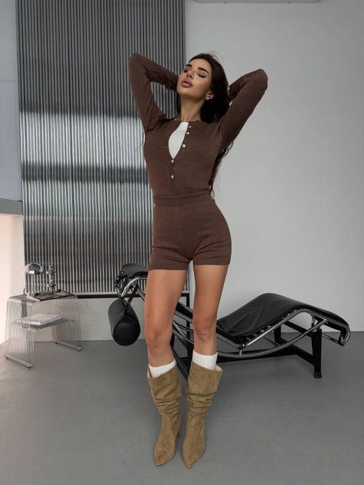 Костюм боді шорти