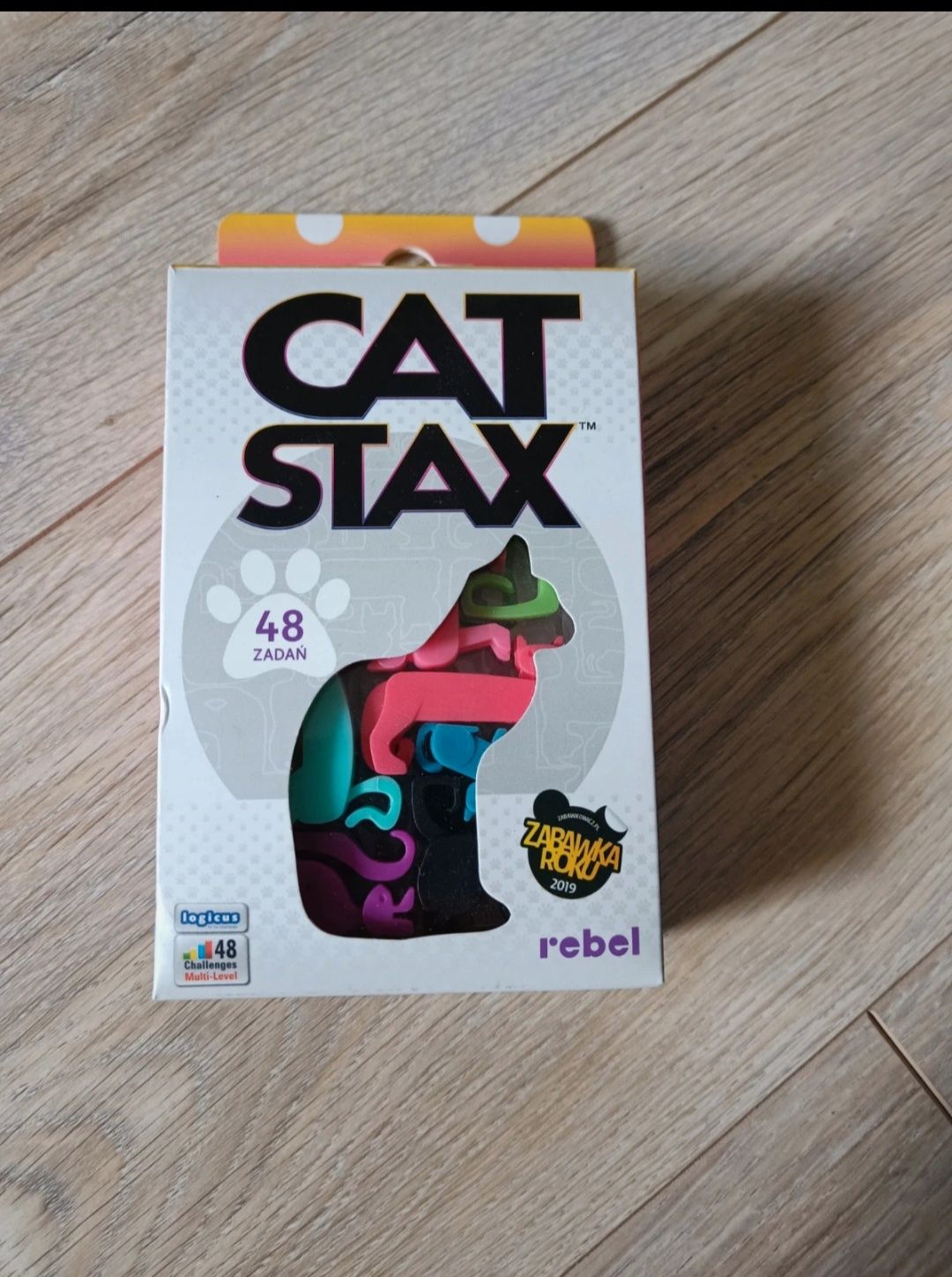 Gra karciana cat stax