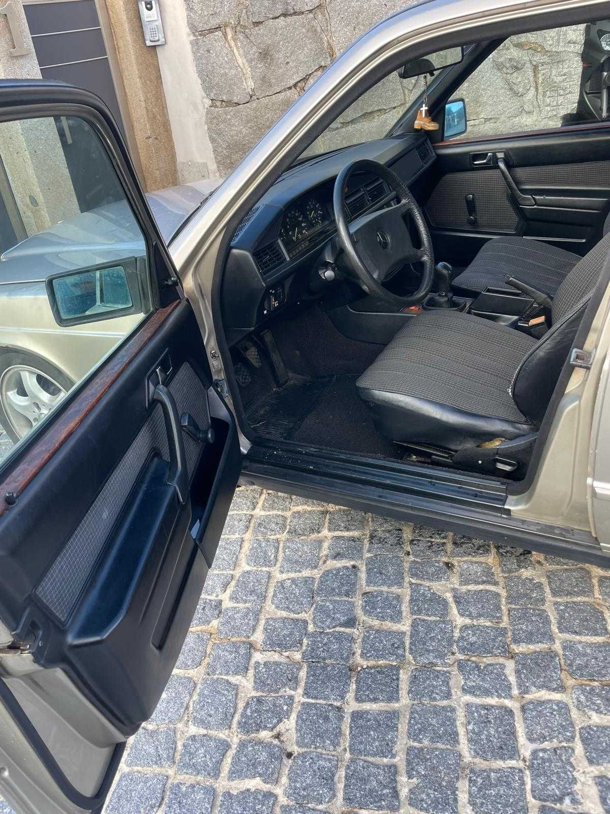 Mercedes 190D 2.5 W201