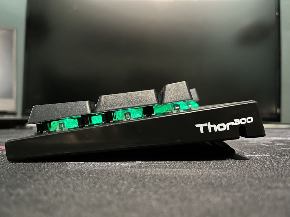 Klawiatura Genesis Thor 300 Rgb + GRATIS