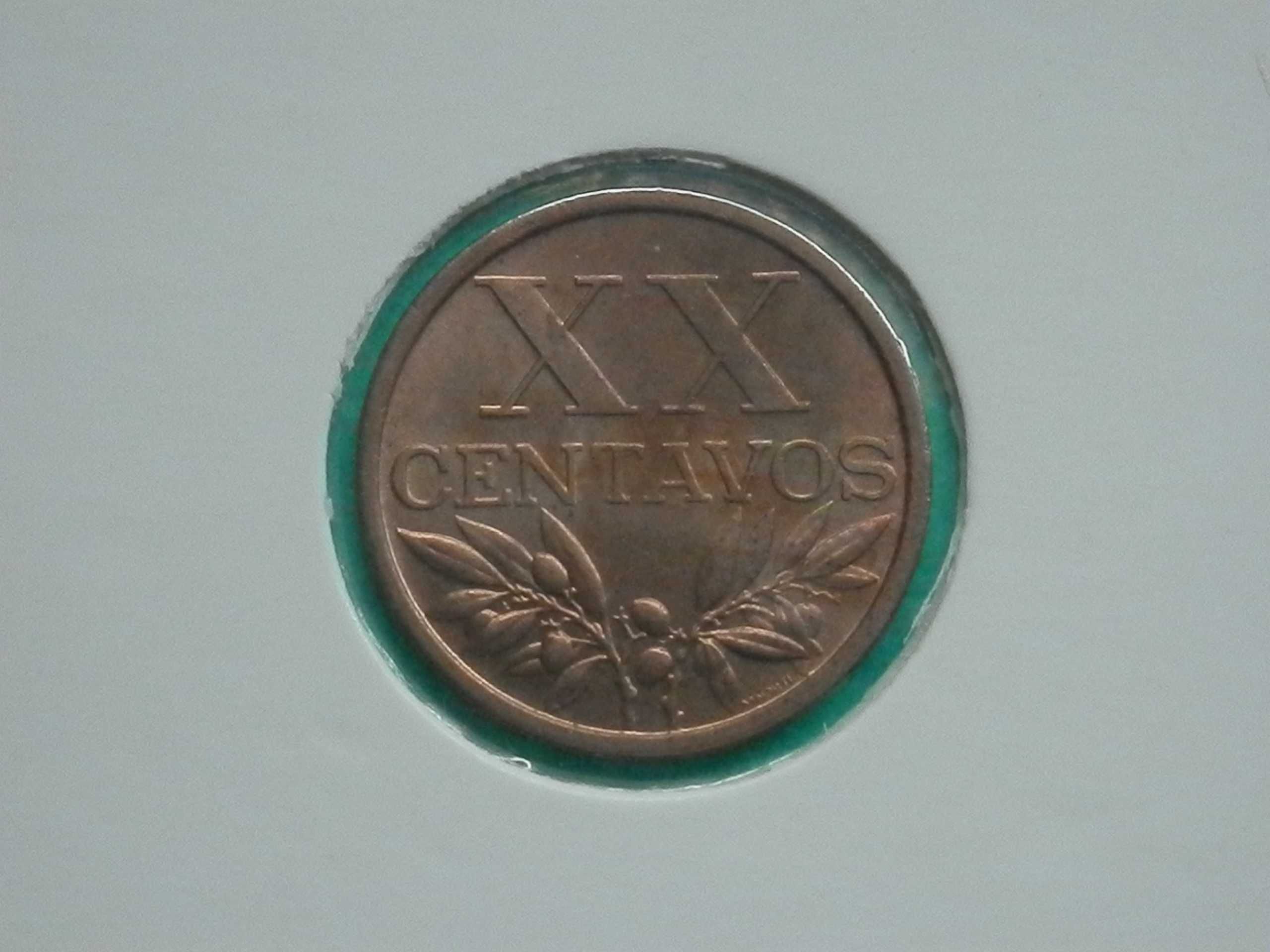 906 - República: XX centavos 1964 bronze, por 1,80