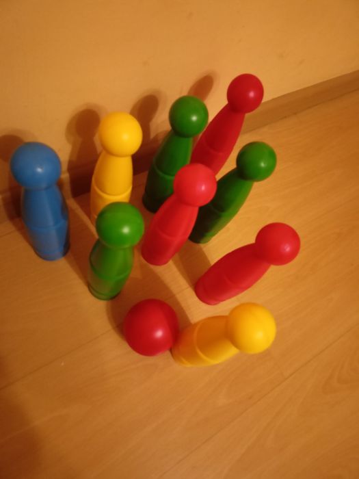 Kręgle zabawa dla dzieci