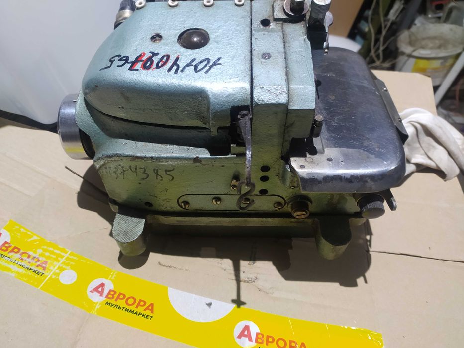 Продам оверлок .