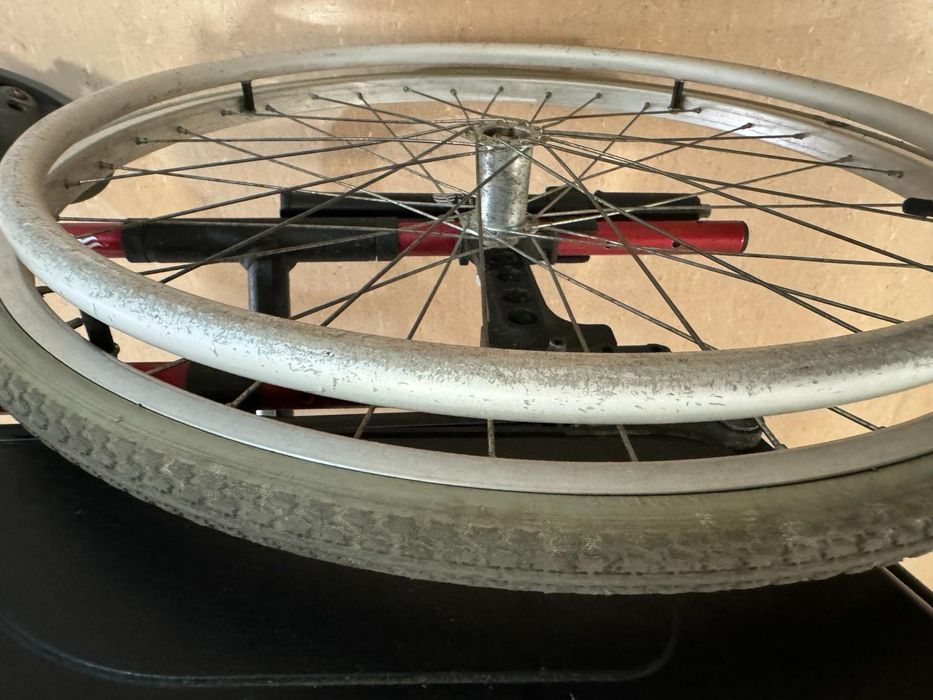 Cadeira Rodas em Bom Estado