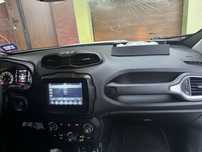 Jeep renegade deska rozdzielcza kokpit