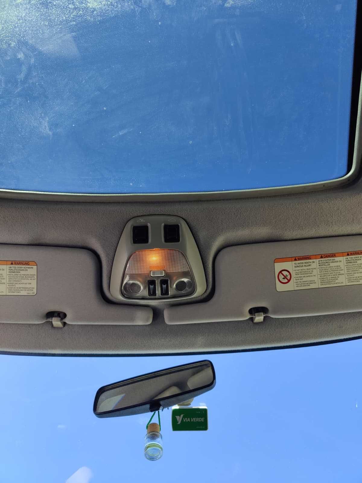 Mitsubishi Carisma