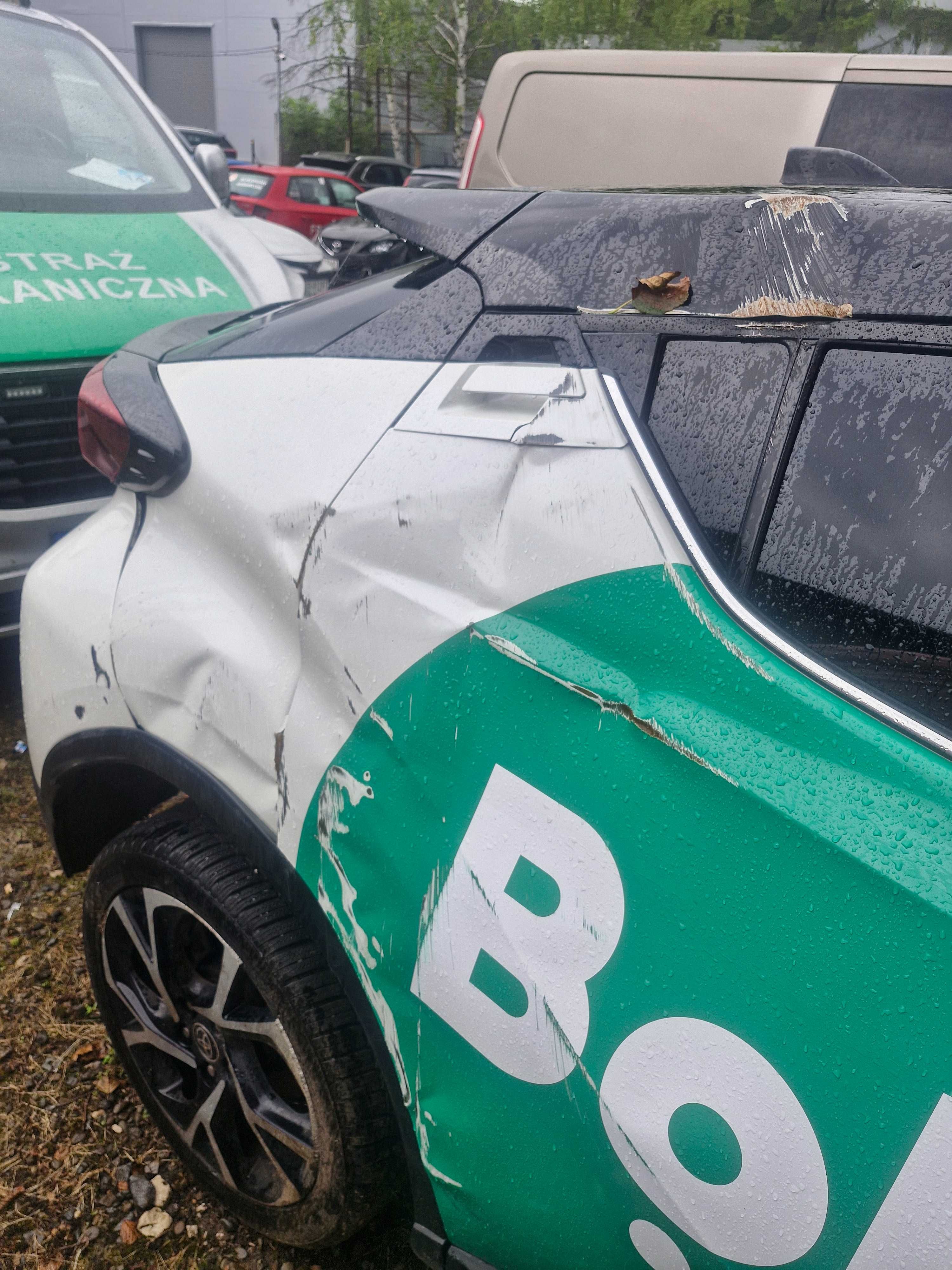 Toyota CHR 2020 r - wersja PRESTIGE - powypadkowy