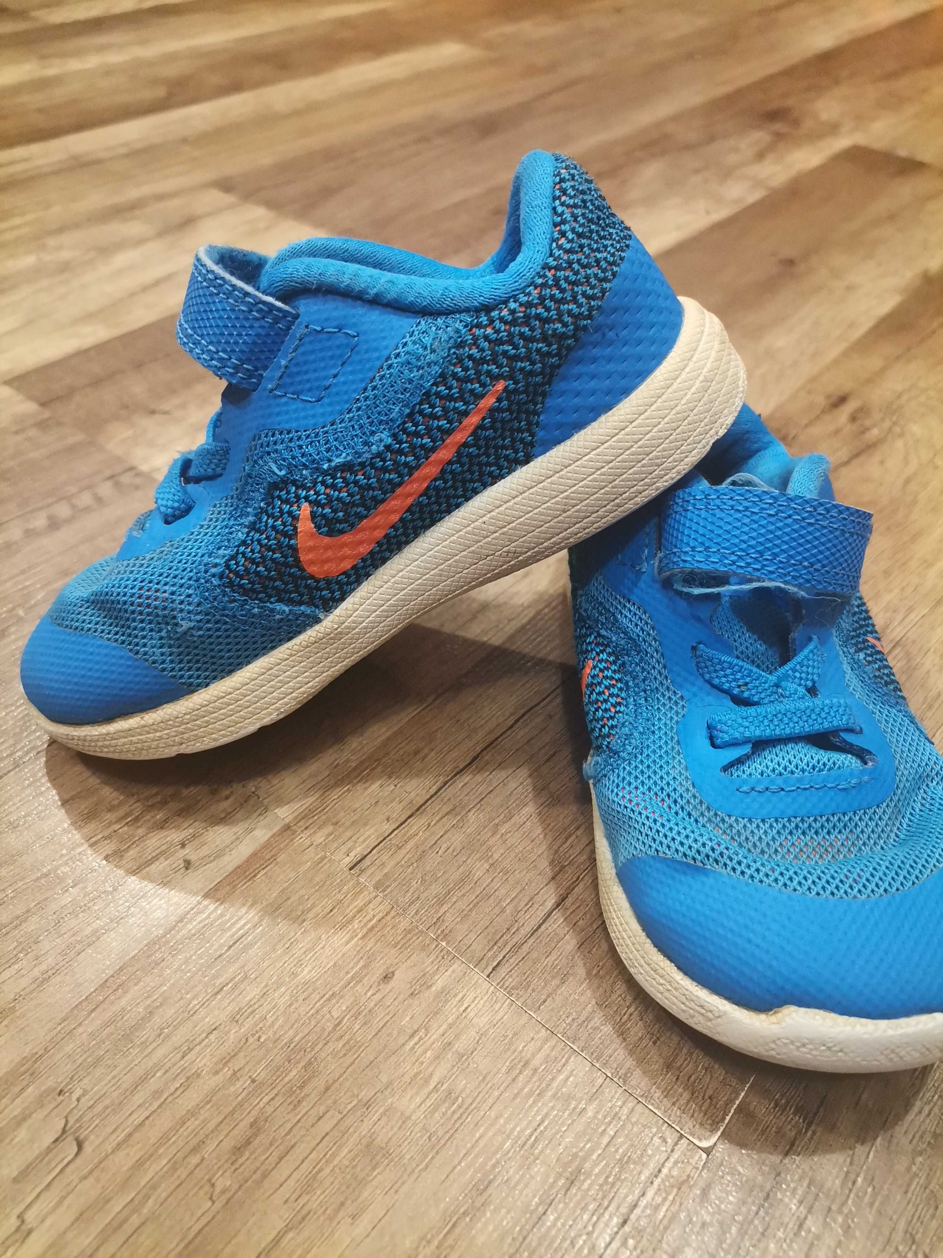 Buty Nike rozmiar 23.5