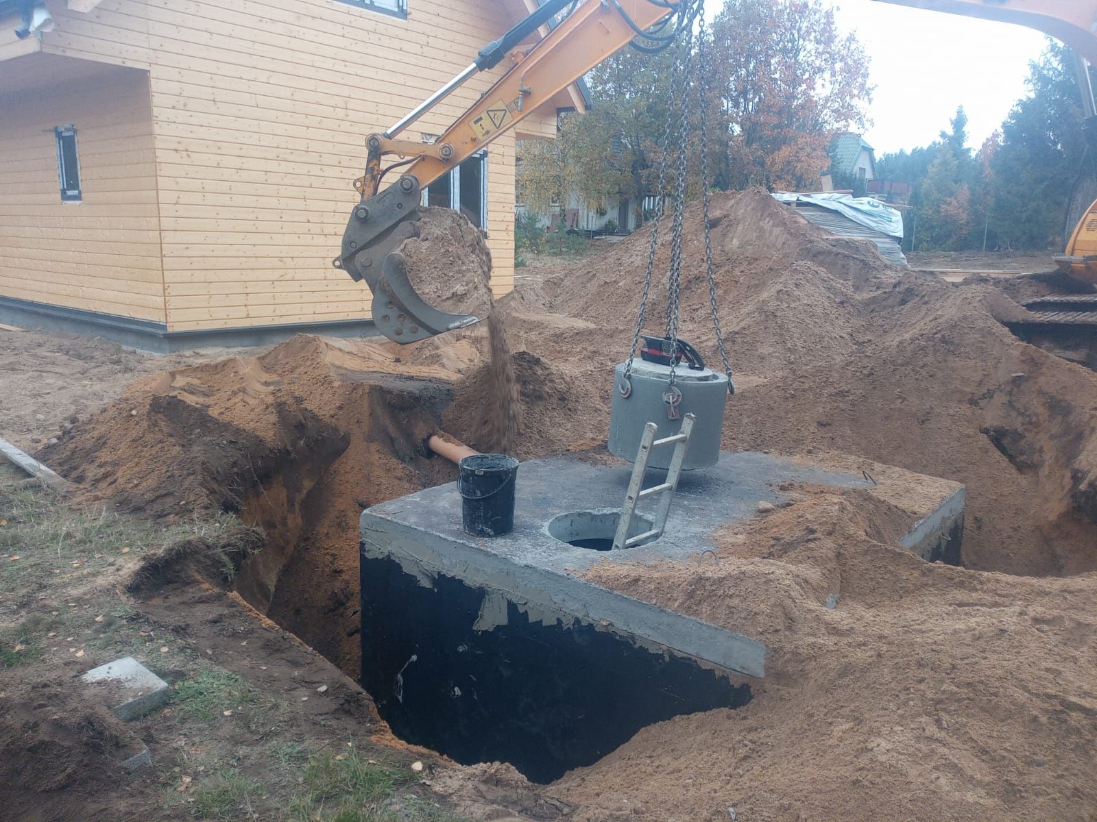 Zbiorniki betonowe szamba deszczówka przyłącza kompleksowo odwodnienia