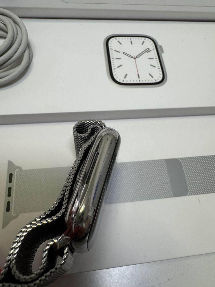 Apple Watch Series 7 GPS + Cellular LTE 45mm stal nierdzewna A2478