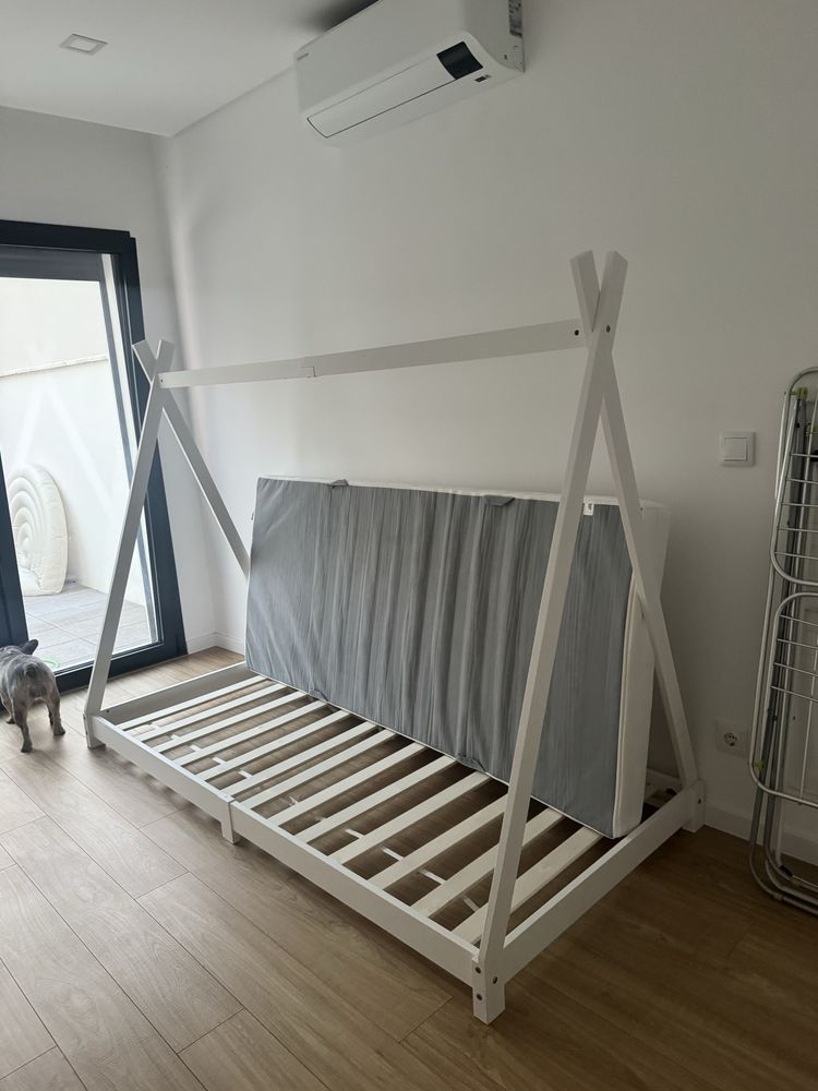 Cama cabana branca com colchao