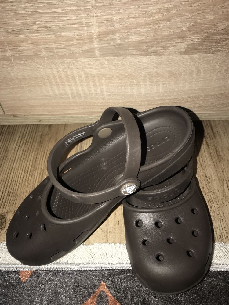 Nowe dziewczęce crocsy super model 34