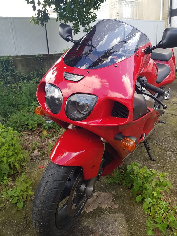 Kawasaki Ninja ZXR 750