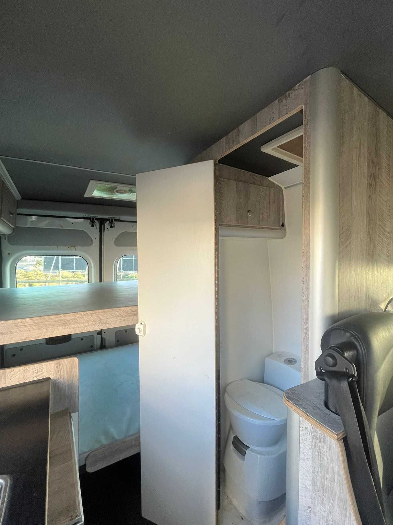 Peugeot Boxer AUTOCARAVANA Moderna. Totalmente Equipada