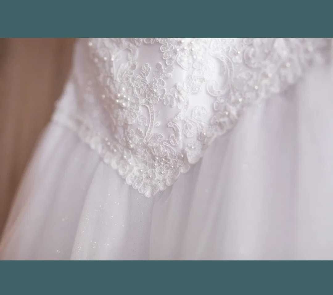 Suknia ślubna biała 38