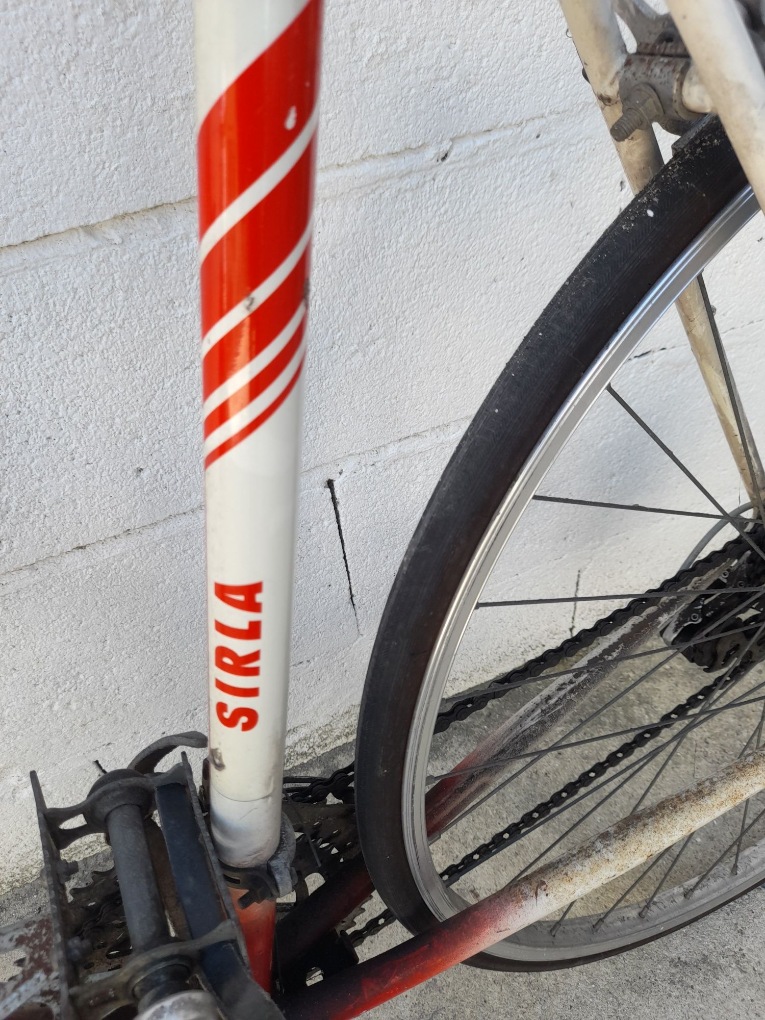 Bicicleta de corrida antiga so pa quem tem gosto vendo no estado k se