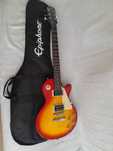 Epiphone - ocieplany pokrowiec na gitarę elektryczną 4/4 typu Les Paul