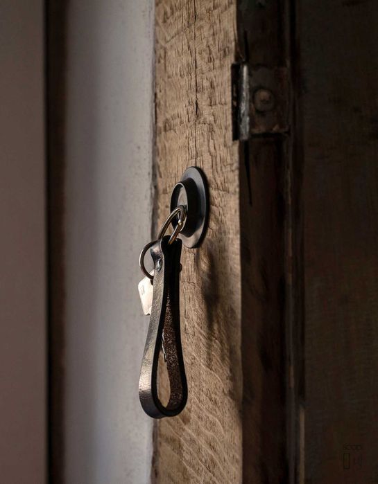 Soapi Black - Magnetyczny Uchwyt do Mydła i Szamponu