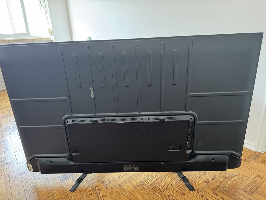 Tv com ecrã partido