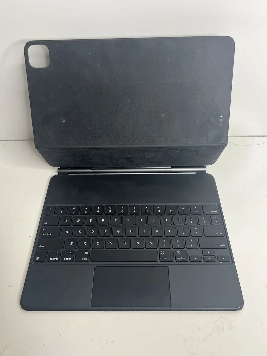 Teclado p/ Ipad Pro 12.9" (6a Geração)