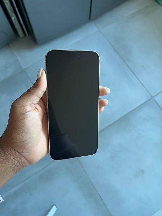 14 pro max( bateria80%)