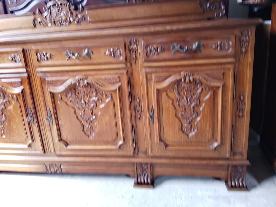 Solidna pięknie rzeźbiona wyjątkowa duża komoda dębowa