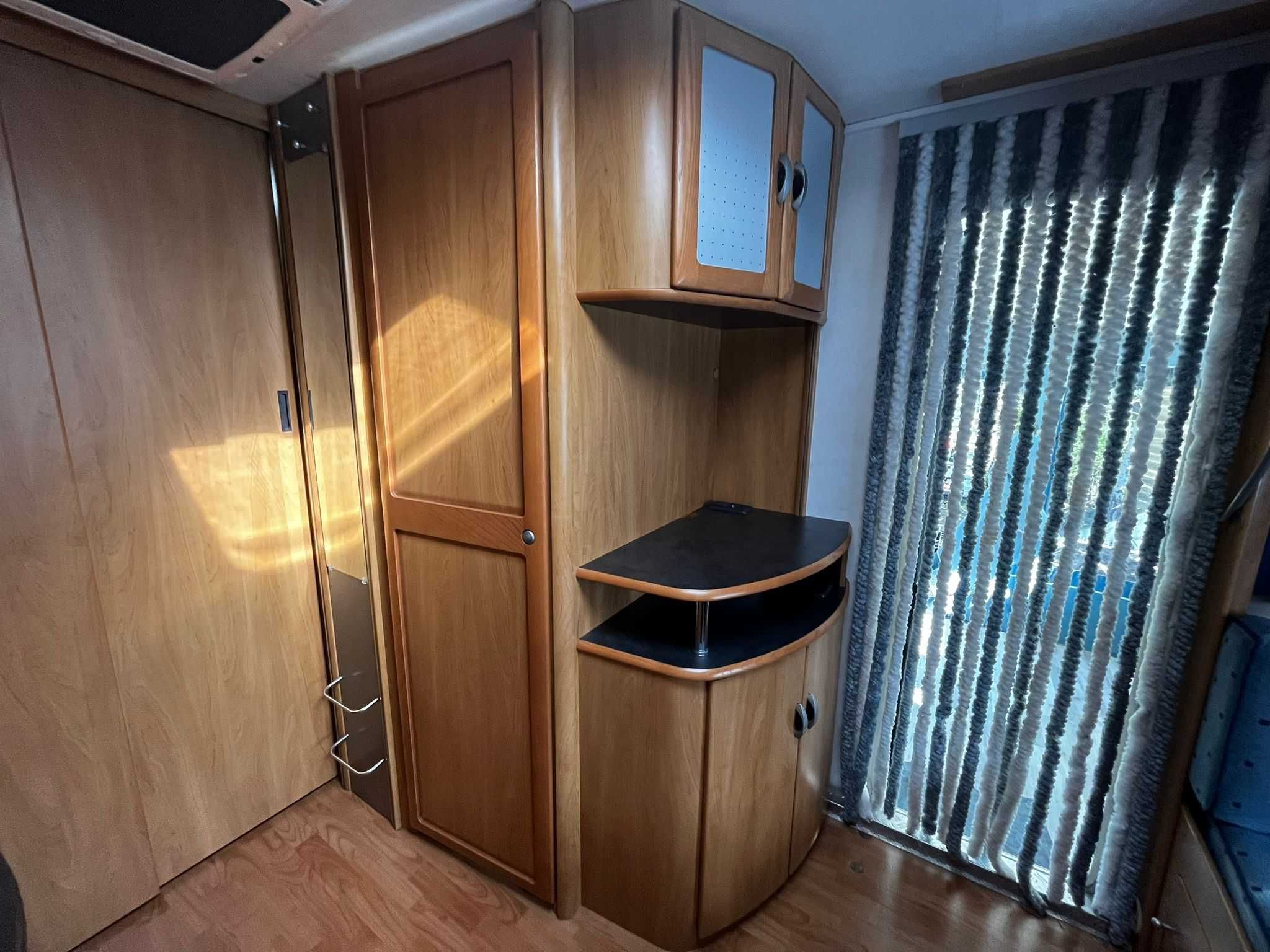 Hymer Eriba 540 z miejscem na kempingu Jurata klimatyzacja gotowiec