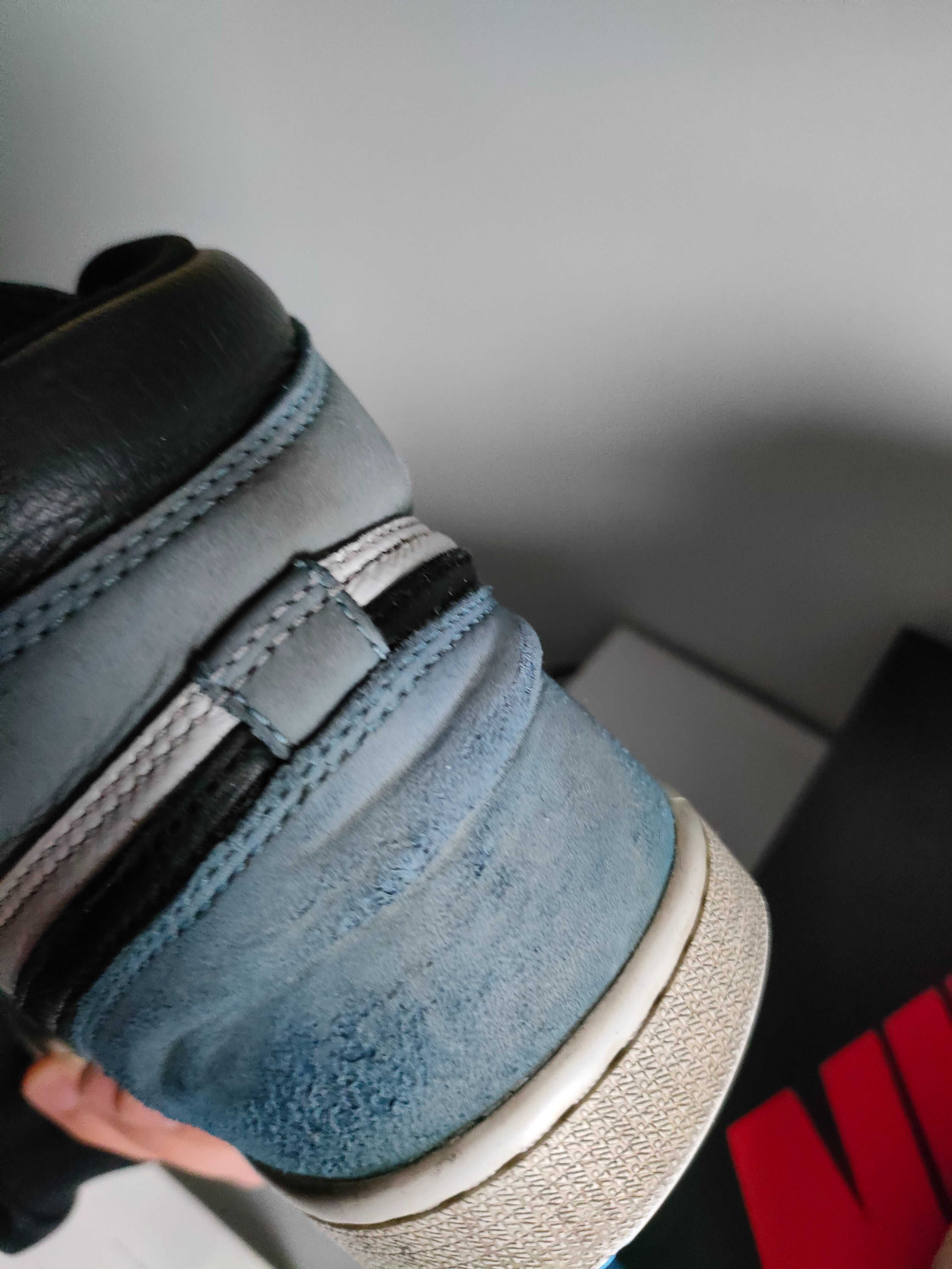 Buty Nike Air Jordan 1 high OG University Blue 42,5