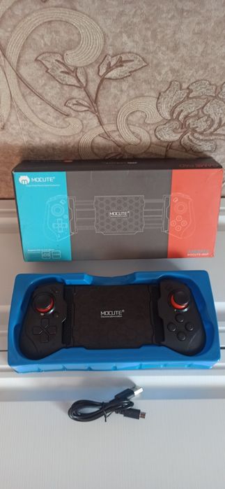 Бездротовий Bluetooth-геймпад MOCUTE 060