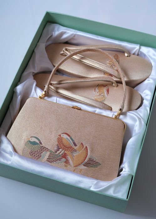 Japoński złoty zestaw buty sandały zori rozmiar L i torebka w kaczki