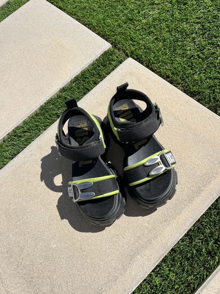 Sandalias RUSSEL